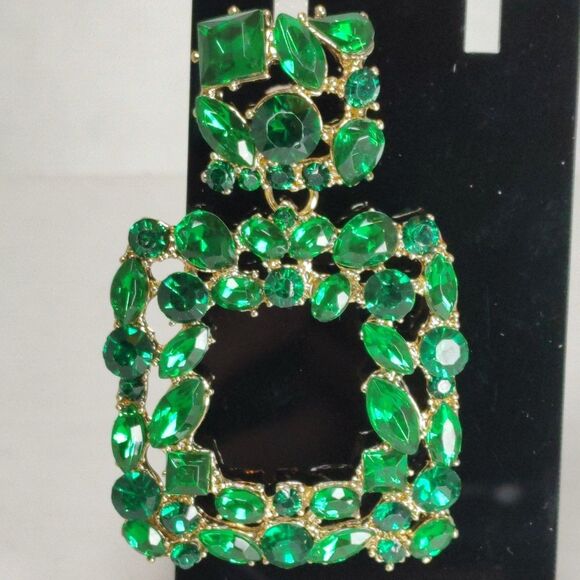 Gold Tone Metal Green Plastic Rhinestone Opulent Chandelier Earrings Square Drop - Picture 16 of 16